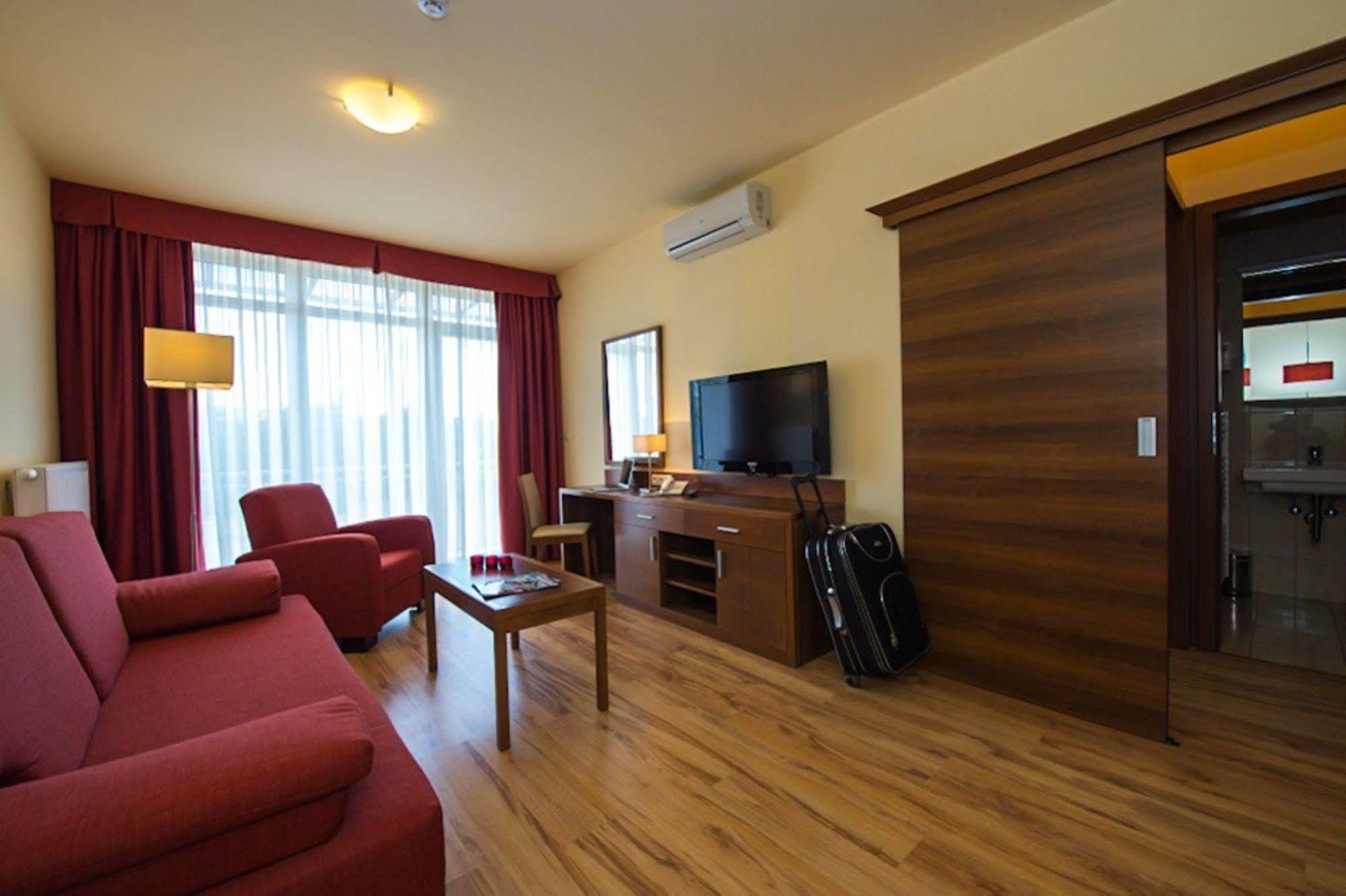 Kehida Family Resort Kehidakustány Dış mekan fotoğraf