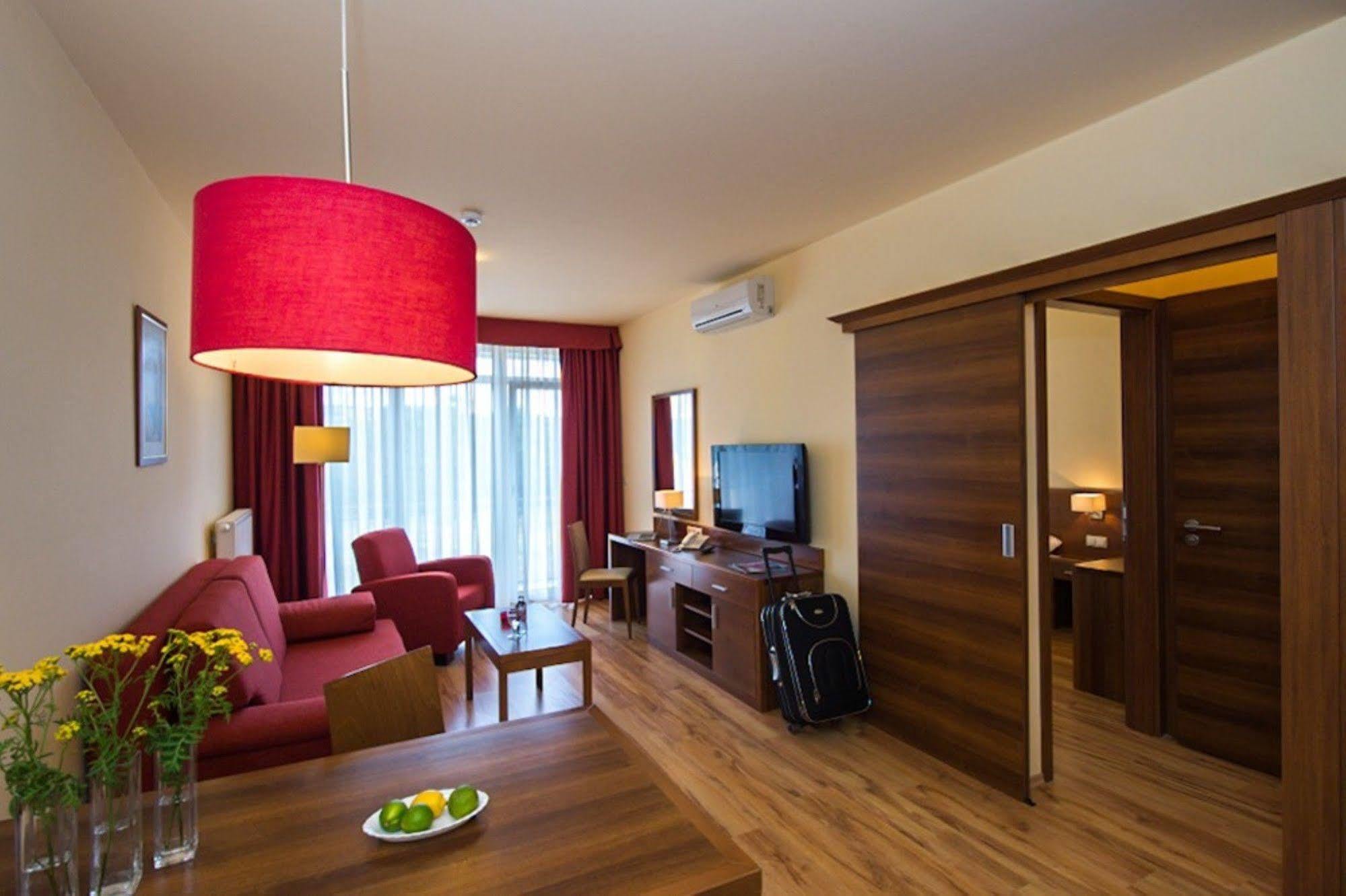 Kehida Family Resort Kehidakustány Dış mekan fotoğraf